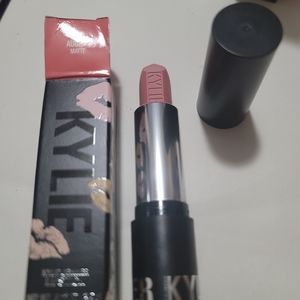 Kylie jenner lipstick